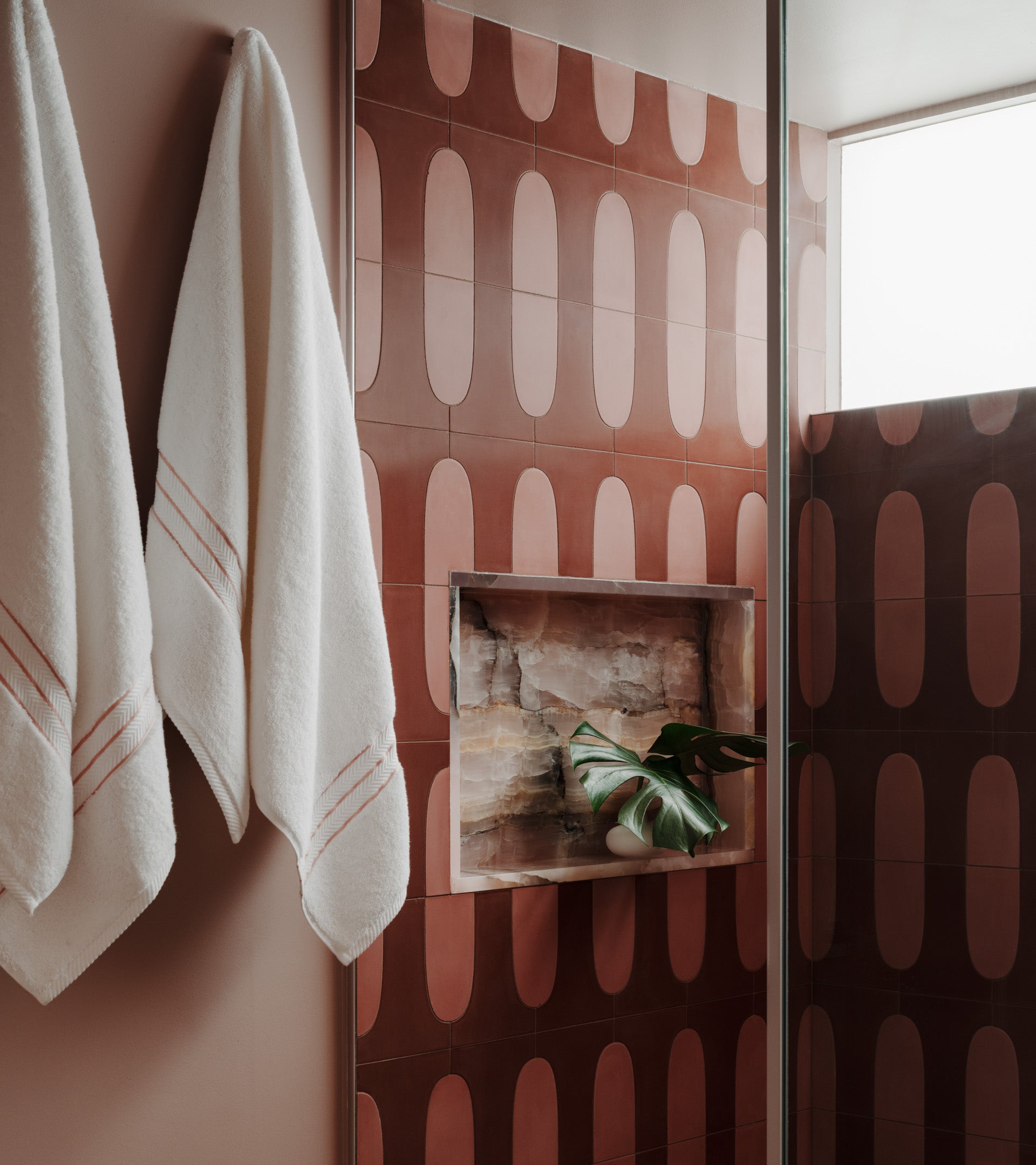 PELLICULE sp motif stone PK【pink】 Arco Protea + Canyon – Zia Tile