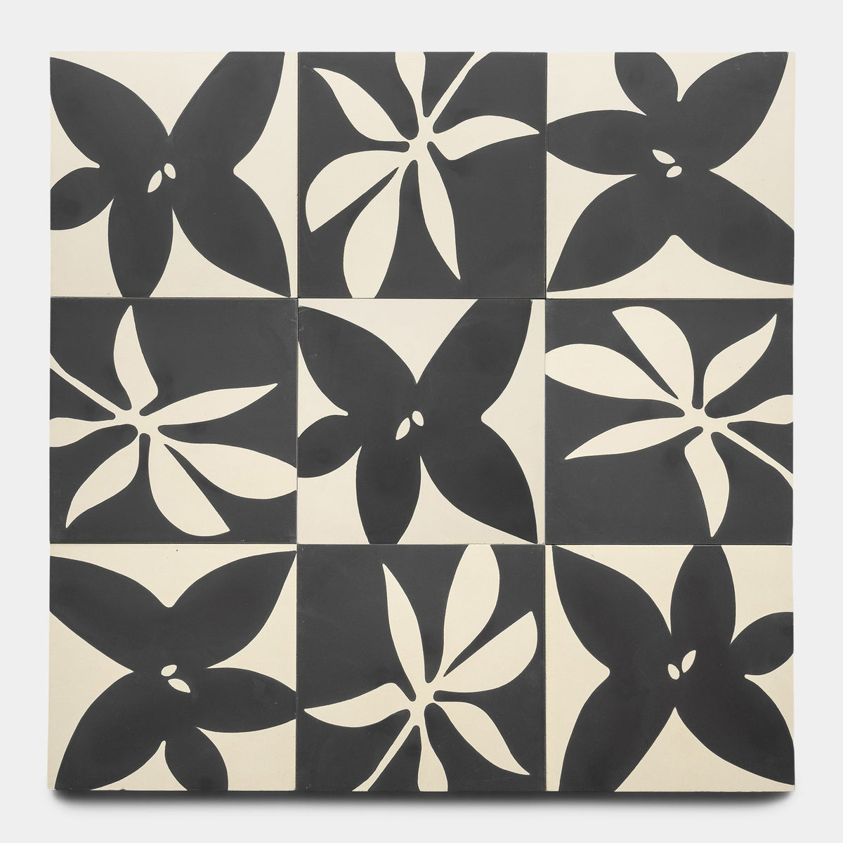 Flora 8x8 Set Black + Bone