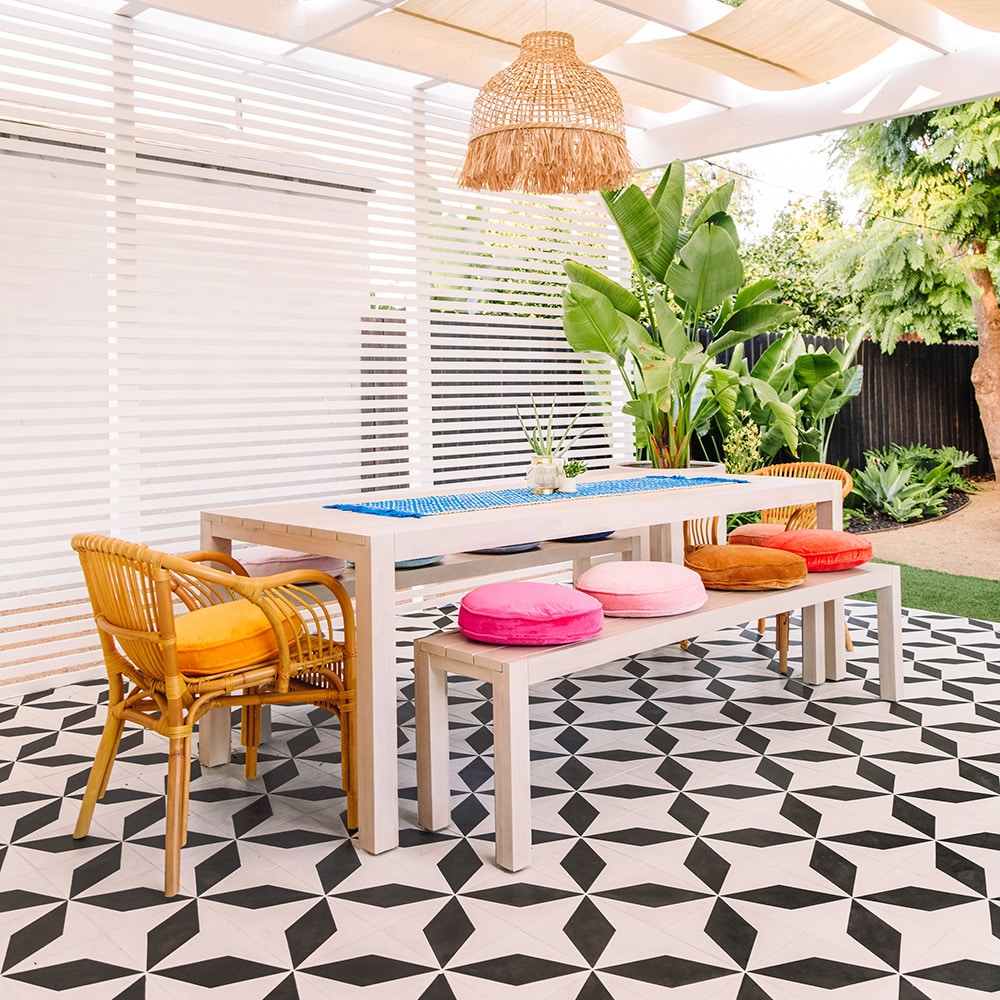 Cairo White Black 8x8