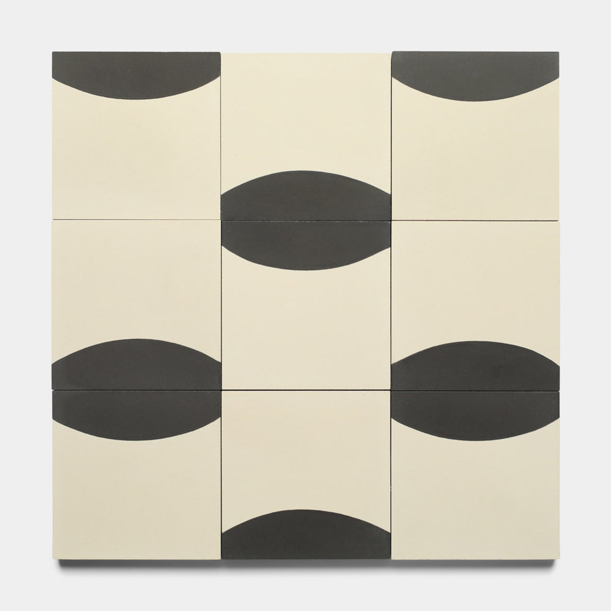 Coupe Black 4X4 Cement