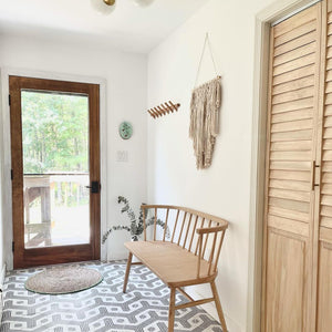 Echo White + Black Hex