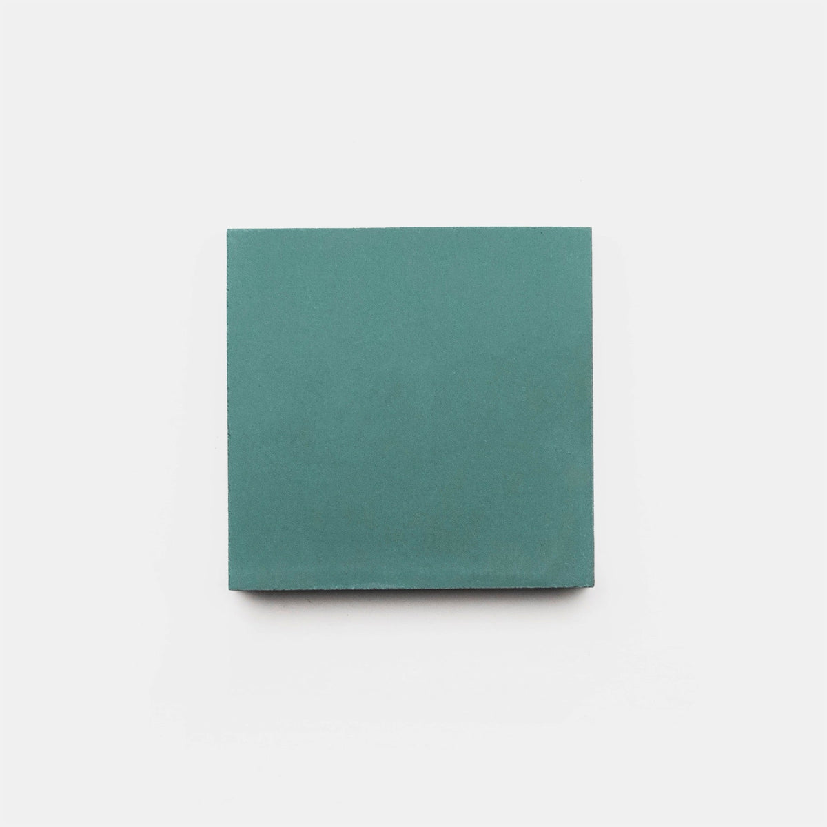 A single Everglade 4x4, Sample cement tile by vendor-unknown, in a plain teal color, is centered on a white background.