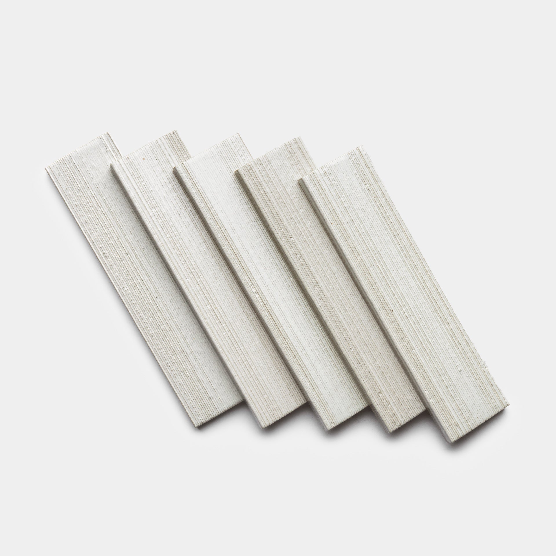 Feather + Etched – Zia Tile