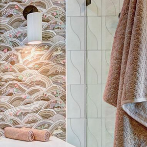 Nouveau White, Sample